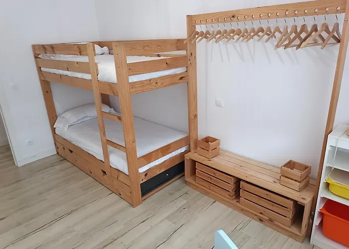 Reformado Cerca De Cabarceno Pomaluengo